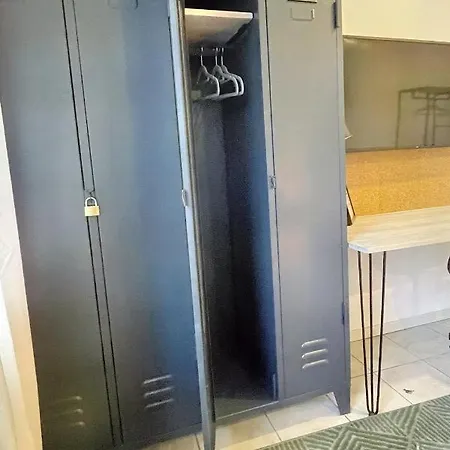 Ruhiges Naturparadies Fuer 4 Mit Kueche Schreibtisch Und Boxbett *