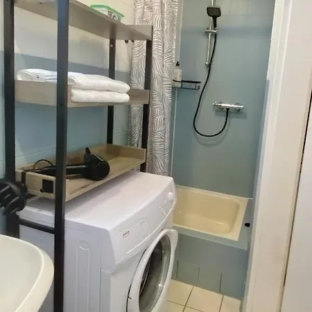 דירה Ruhiges Naturparadies Fuer 4 Mit Kueche Schreibtisch Und Boxbett