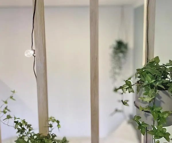 Ruhiges Naturparadies Fuer 4 Mit Kueche Schreibtisch Und Boxbett *