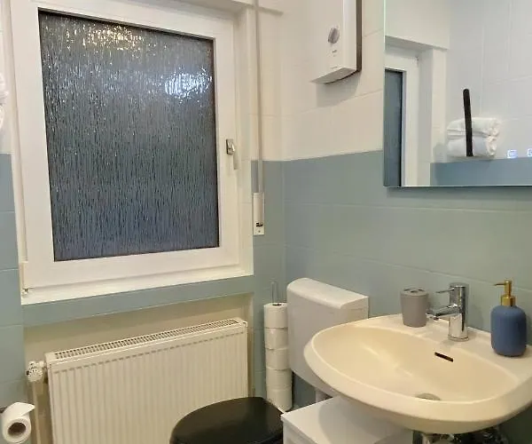 Ruhiges Naturparadies Fuer 4 Mit Kueche Schreibtisch Und Boxbett Wetter (Ruhr)